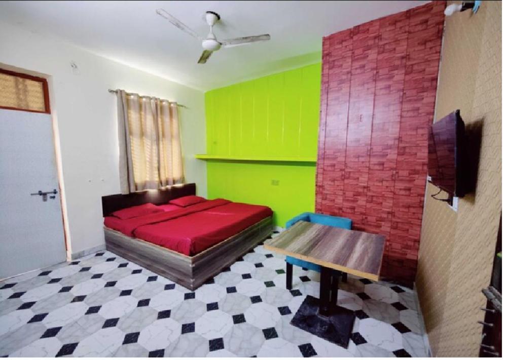 Hotel Tsr By Wb Agra (Uttar Pradesh)